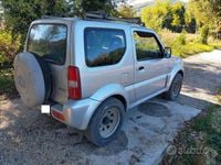 Usata Suzuki Jimny 82 CV (60 kW) 2002 Grigio SUV