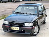Usata Opel Corsa 108 CV (79 kW) 1993 Grigio Berlina