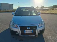 Usata Fiat Sedici Emotion 120 CV (88 kW) 2007 Grigio SUV