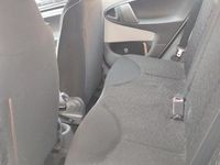 Usata Peugeot 107 68 CV (50 kW) 2010 Bianco Utilitaria
