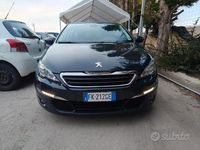 Usata Peugeot 308 Business-Line 120 CV (88 kW) 2017 Blu Station wagon