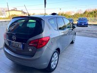 Usata Opel Meriva Cosmo 95 CV (69 kW) 2012 Grigio Monovolume