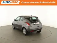 Usata Lancia Ypsilon Gold 95 CV (69 kW) 2016 Grigio Utilitaria