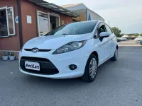 Usata Ford Fiesta 95 CV (69 kW) 2010 Bianco Berlina
