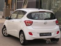 Usata Hyundai i10 68 CV (50 kW) 2016 Bianco Utilitaria