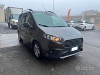 Usata Ford Tourneo Courier 101 CV (74 kW) 2019 Grigio Monovolume