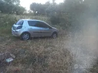 Usata Renault Clio 75 CV (55 kW) 2007 Grigio Berlina