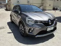 Usata Renault Captur Techno 101 CV (74 kW) 2023 Grigio SUV