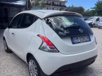 Usata Lancia Ypsilon S 69 CV (50 kW) 2012 Bianco Utilitaria