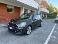 Usata Mini Cooper 143 CV (105 kW) 2012 Grigio Utilitaria