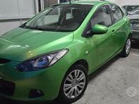 Usata Mazda 2 75 CV (55 kW) 2008 Verde Utilitaria