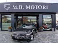 Usata VW Golf VIII Life 116 CV (85 kW) 2022 Grigio Station wagon