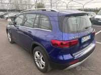Usata Mercedes GLB200 Business 150 CV (110 kW) 2022 Blu/azzurro SUV