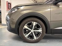 Usata Peugeot 3008 GT-line 131 CV (96 kW) 2019 Verde SUV