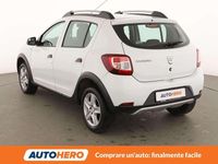 Usata Dacia Sandero Prestige 90 CV (66 kW) 2015 Bianco Utilitaria