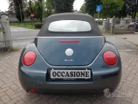Usata VW New Beetle 101 CV (74 kW) 2004 Verde Utilitaria