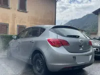 Usata Opel Astra 95 CV (69 kW) 2010 Grigio Monovolume