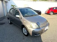 Usata Toyota Yaris Sol 75 CV (55 kW) 2003 Grigio Berlina