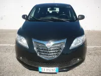 Usata Lancia Ypsilon Silver 69 CV (50 kW) 2014 Nero Utilitaria