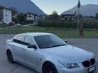 Usata BMW 530 M Sport 218 CV (160 kW) 2004 Grigio Berlina