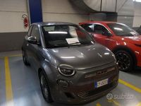 Nuova Fiat 500e 86 kW (118 CV) 2025 Grigio Berlina