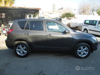 Usata Toyota RAV4 150 CV (110 kW) 2009 Grigio SUV