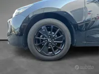 Usata Mazda 2 Homura-Line 90 CV (66 kW) 2024 Nero / pastello Utilitaria