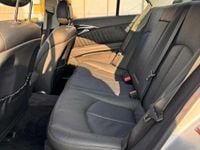 Usata Mercedes E270 Avantgarde 177 CV (130 kW) 2004 Argento Berlina