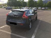 Usata Volvo V40 Business Edition 120 CV (88 kW) 2017 Blu/azzurro Berlina