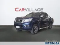 Käytetty Nissan Navara Tekna 190 HP (139 kW) 2017 Sininen Nouto