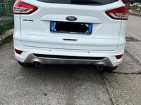Usata Ford Kuga 180 CV (132 kW) 2015 Bianco SUV