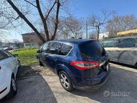 Usata Ford C-MAX 115 CV (84 kW) 2011 Monovolume