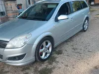 Usata Opel Astra 110 CV (80 kW) 2009 Grigio Station wagon