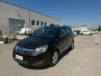Usata Opel Zafira Cosmo 110 CV (80 kW) 2010 Nero Monovolume