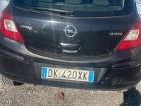 Usata Opel Corsa Cosmo 75 CV (55 kW) 2008 Nero Berlina
