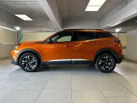 Usata Peugeot 2008 Allure 131 CV (96 kW) 2023 Arancione SUV