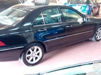 Usata Mercedes C220 150 CV (110 kW) 2005 Nero Berlina