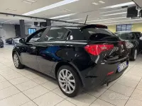 Usata Alfa Romeo Giulietta Distinctive 105 CV (77 kW) 2015 Nero Utilitaria