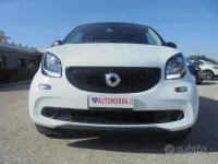 Usata Smart ForFour Passion 71 CV (52 kW) 2019 Bianco pastello Utilitaria