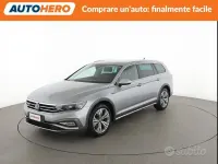 Usata VW Passat Alltrack 200 CV (147 kW) 2021 Grigio Station wagon