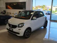 Usata Smart ForFour Passion 71 CV (52 kW) 2015 Bianco Utilitaria