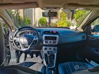 Usata Lancia Delta 125 CV (91 kW) 2010 Utilitaria