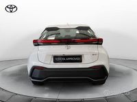 Usata Toyota C-HR Active 140 CV (102 kW) 2024 Bianco SUV