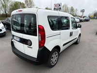 Usata Fiat Doblò Easy 95 CV (69 kW) 2019 Bianco Monovolume