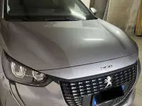 Usata Peugeot 208 Active 101 CV (74 kW) 2021 Utilitaria
