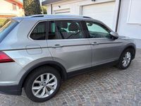 Usata VW Tiguan Advance 150 CV (110 kW) 2017 Grigio SUV