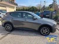 Usado Alfa Romeo Tonale Sprint 131 CV (96 kW) 2024 Gris SUV