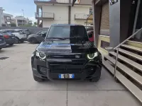 Usata Land Rover Defender SE Dynamic 200 CV (147 kW) 2023 Nero SUV
