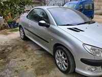 Usata Peugeot 206 CC 136 CV (100 kW) 2000 Grigio Cabrio
