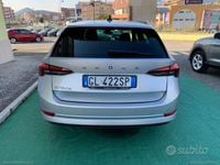 Usata Skoda Octavia 150 CV (110 kW) 2022 Grigio Station wagon